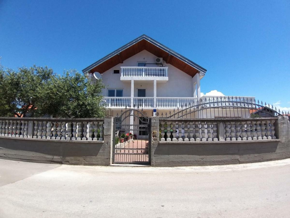 Sunny Apartment Jukic With Sea View Zadar Exterior photo